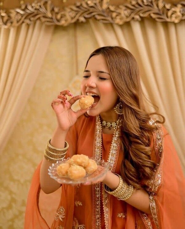 Cute Eid Mubarak DP